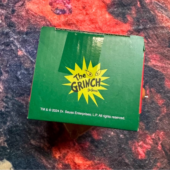 💜 The Grinch Max the Dog Hot Cocoa Mix & Mug Gift Set - NWT - Picture 6 of 6